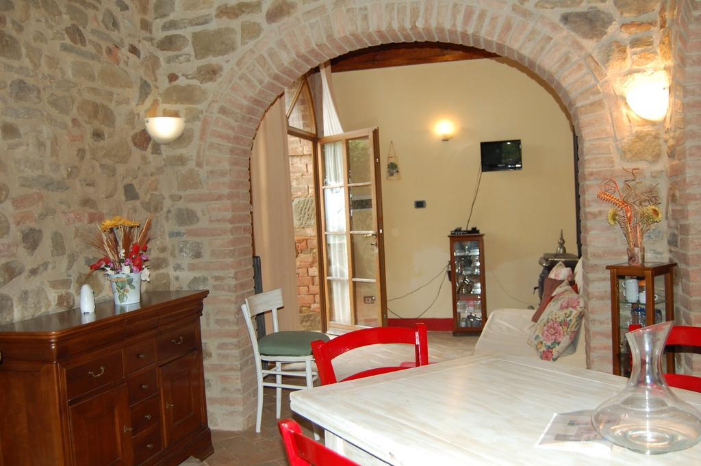 Podere Campovecchio Rapale Rum bild